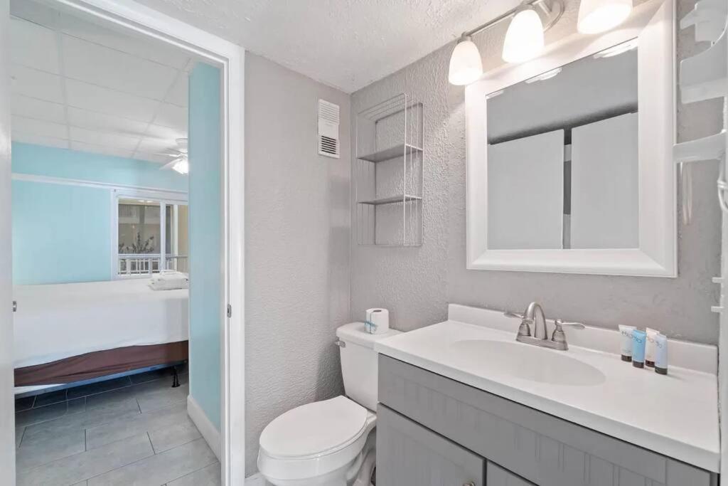 Apartment Slice O' Paradise - Gulf Front! Walk To Pier Park Panama City Beach