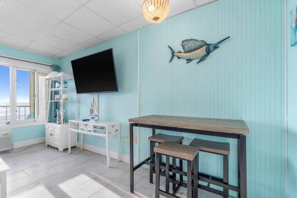 Apartment Slice O' Paradise - Gulf Front! Walk To Pier Park Panama City Beach